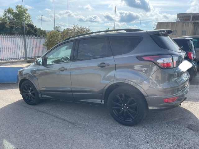 FORD Kuga 2.0 TDCI 150 CV Immagine 2