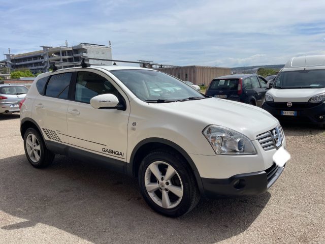 NISSAN Qashqai 2.0 dCi 4WD Immagine 3