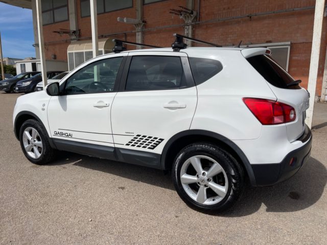 NISSAN Qashqai 2.0 dCi 4WD Immagine 1