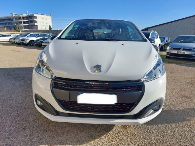 PEUGEOT 208 BlueHDi 100 3 porte GT Line Immagine 3