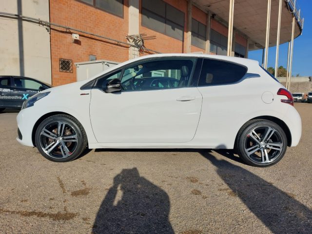 PEUGEOT 208 BlueHDi 100 3 porte GT Line Immagine 1