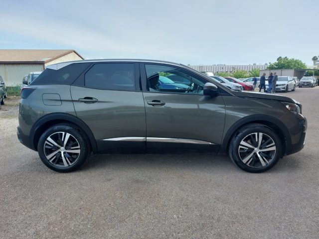 PEUGEOT 3008 PureTech Turbo 1.2 Allure Immagine 4