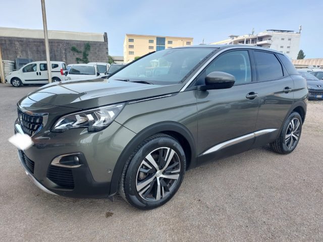 PEUGEOT 3008 PureTech Turbo 1.2 Allure Immagine 1