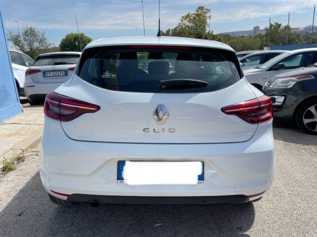 RENAULT Clio Blue dCi 85 CV 5 porte Intens Immagine 4