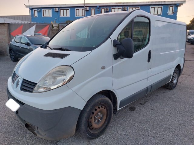 RENAULT Trafic 2.0 dCi Immagine 2