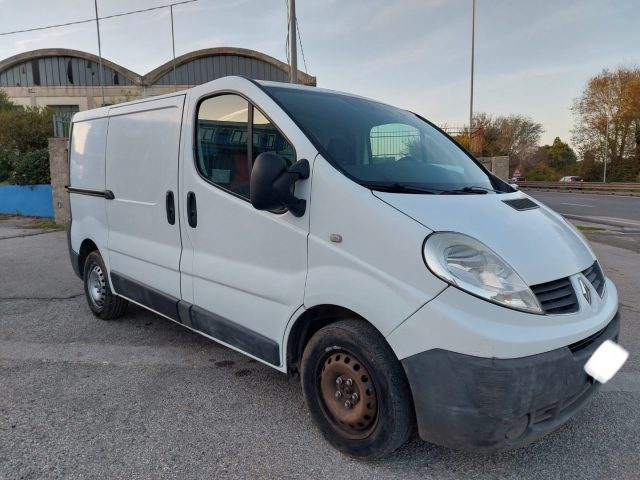 RENAULT Trafic 2.0 dCi Immagine 1