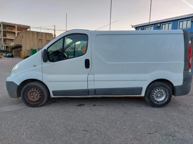 RENAULT Trafic 2.0 dCi Immagine 3