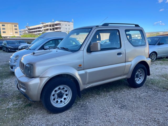 SUZUKI Jimny 1.5 DDiS cat 4WD JLX Immagine 1