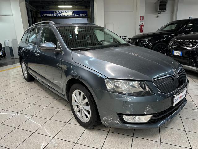 SKODA Octavia 1.6 TDI CR 105 CV DSG Wagon Executive Immagine 0