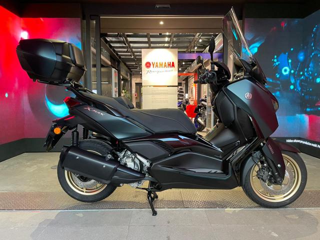 YAMAHA X-MAX 300 Tech Max Immagine 0