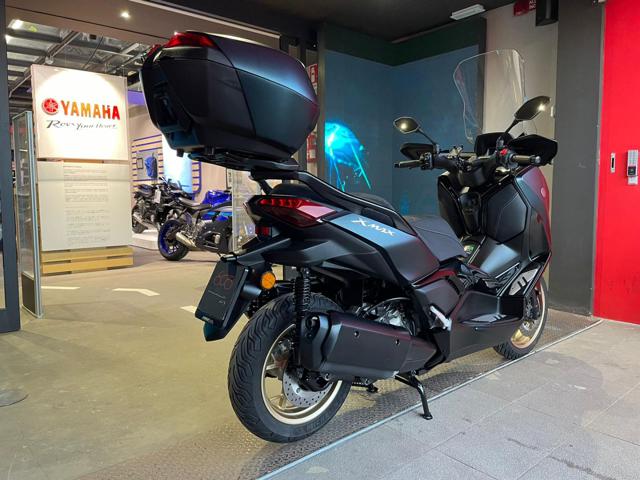 YAMAHA X-MAX 300 Tech Max Immagine 2