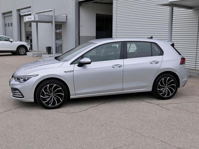 VOLKSWAGEN Golf 1.5 eTsi evo Style 130cv Dsg Immagine 1