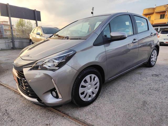 TOYOTA Yaris 1.5 Hybrid 5 porte Active Automatica Immagine 4