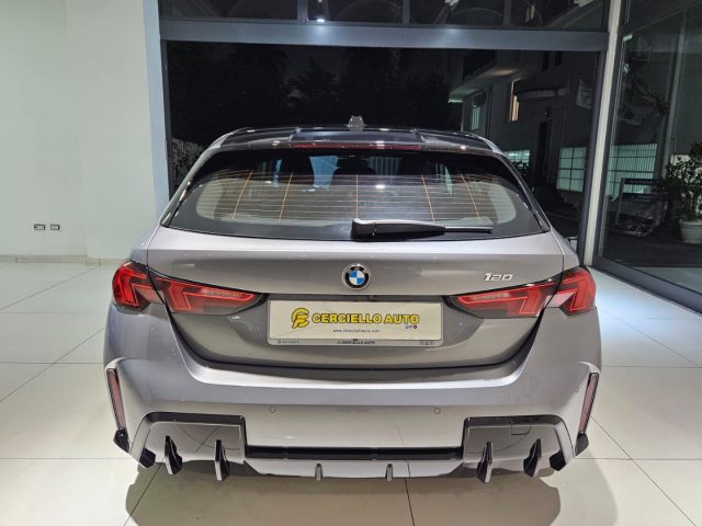 BMW 120 i 5p. Msport pronta consegna da ?399,00 Immagine 4