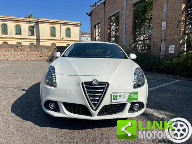 ALFA ROMEO Giulietta 1.6 JTDm-2 105 CV Distinctive Immagine 3