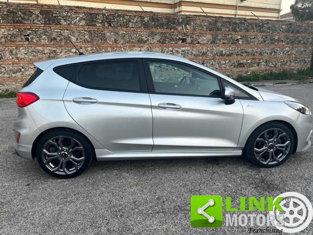 FORD Fiesta 1.0 Ecoboost Hybrid 125 CV 5 porte ST-Line Immagine 3