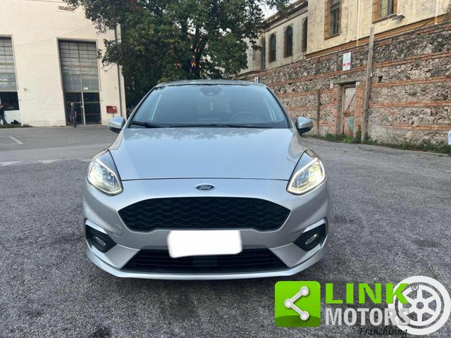 FORD Fiesta 1.0 Ecoboost Hybrid 125 CV 5 porte ST-Line Immagine 1