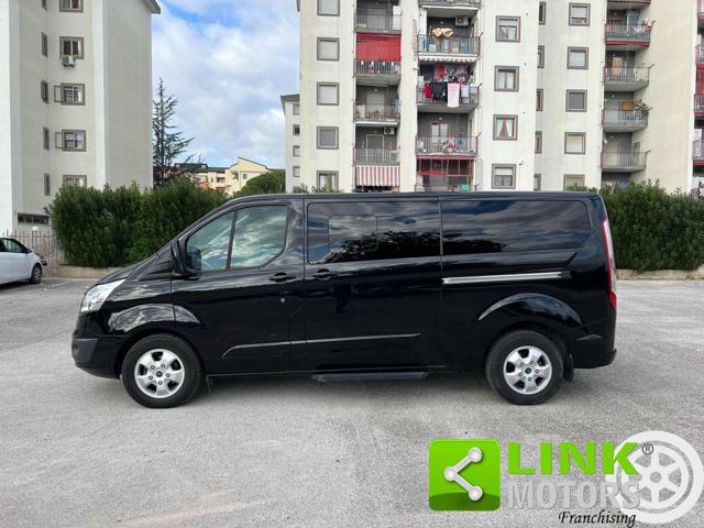 FORD Tourneo Custom 310 2.0 TDCi 170CV PC Trend Immagine 3