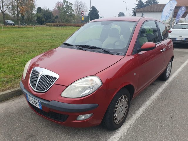 LANCIA Ypsilon Bordeaux metallizzato