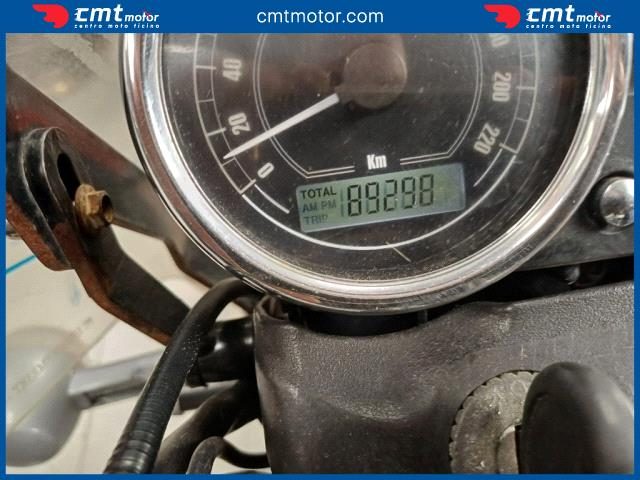 MOTO GUZZI V7 Garantita e Finanziabile Immagine 4