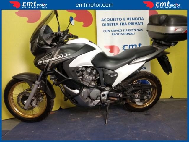 HONDA Transalp XL 700 V Garantita e Finanziabile Immagine 2