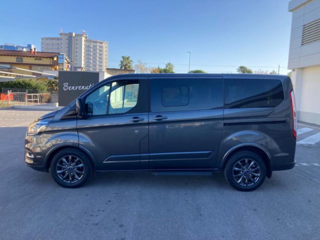 FORD Tourneo Custom 320 2.0 TDCi 130CV aut. PC Titanium Immagine 1