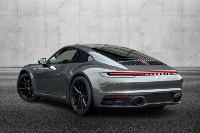 PORSCHE 911 Carrera Immagine 3