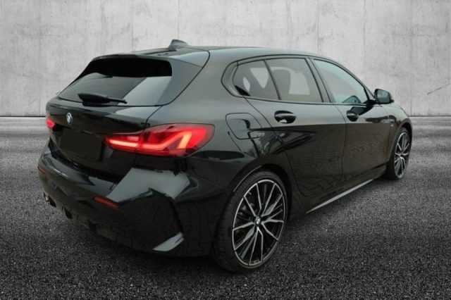 BMW 118 i 5p. Msport Immagine 3