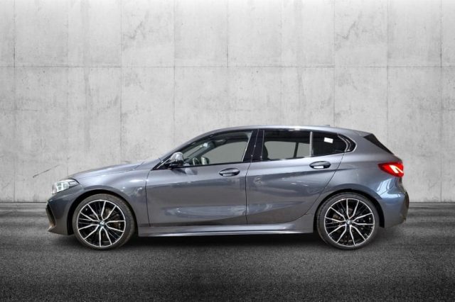 BMW 118 i 5p. Msport Immagine 2