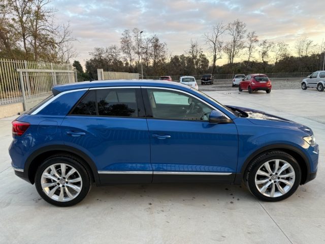 VOLKSWAGEN T-Roc 2.0 TDI 150 CV DSG 4MOTION Advanced BlueMot. Tech. Immagine 3