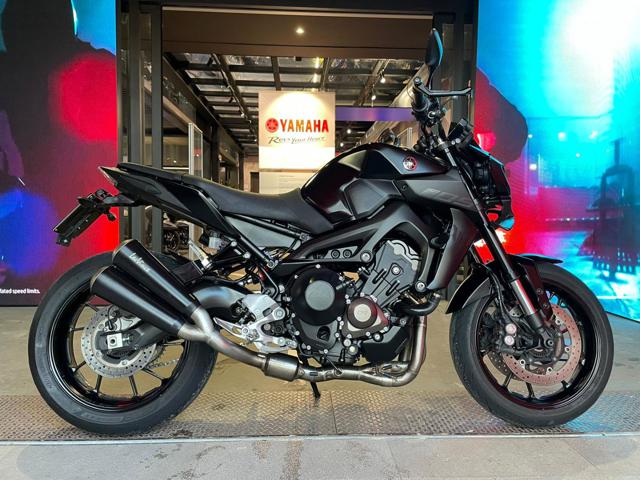 YAMAHA MT-09 . Immagine 0