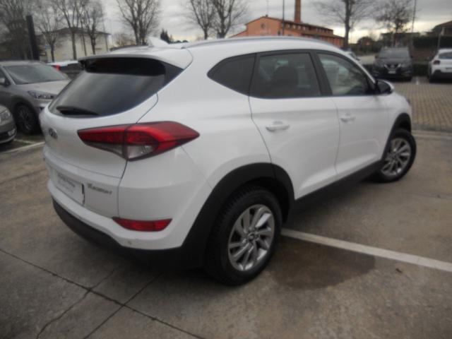 HYUNDAI Tucson 1.7 CRDi Comfort Immagine 4