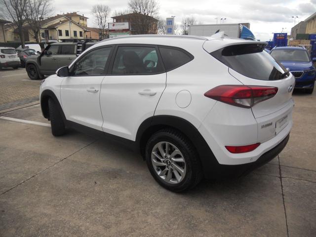 HYUNDAI Tucson 1.7 CRDi Comfort Immagine 2