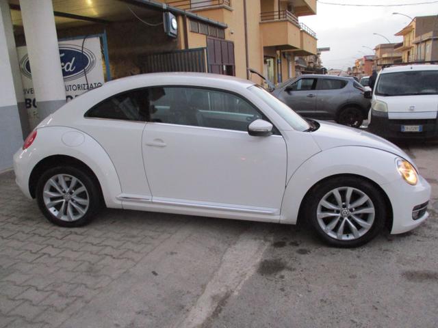 VOLKSWAGEN Maggiolino 1.6 TDI Design Immagine 3