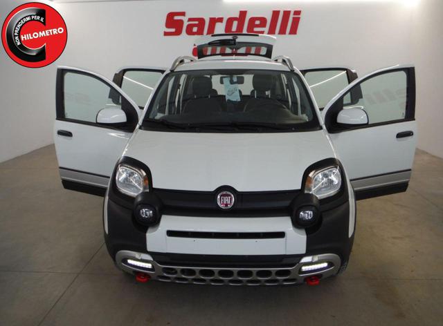 FIAT Panda 1.0 FireFly S&S Hybrid City Cross Immagine 2