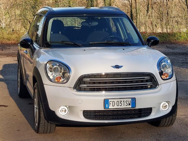 MINI Countryman Mini Cooper D Business Countryman Immagine 0