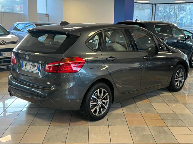 BMW 218 i Active Tourer Luxury Immagine 3