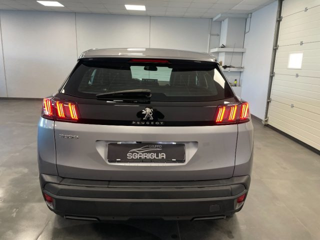 PEUGEOT 3008 1.5 BlueHDi EAT8 Active Pack Immagine 4