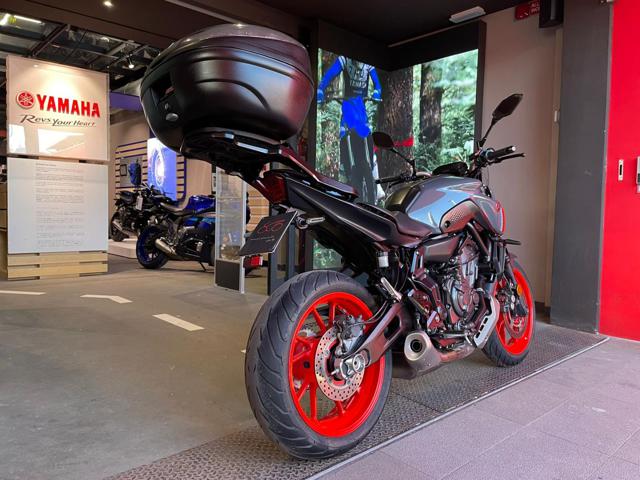 YAMAHA MT-07 . Immagine 2