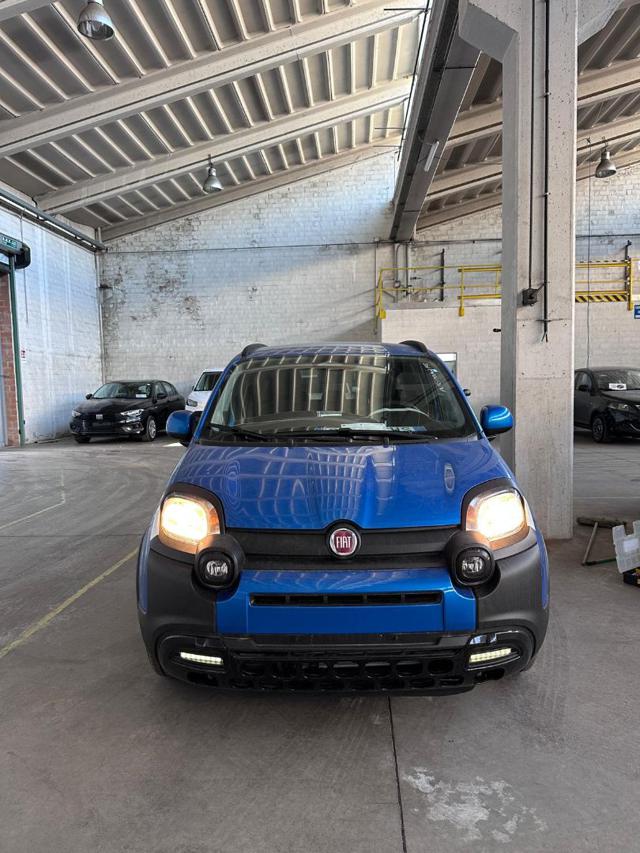 FIAT Panda New Panda 1.0 FireFly S&S Hybrid Pandina Immagine 1