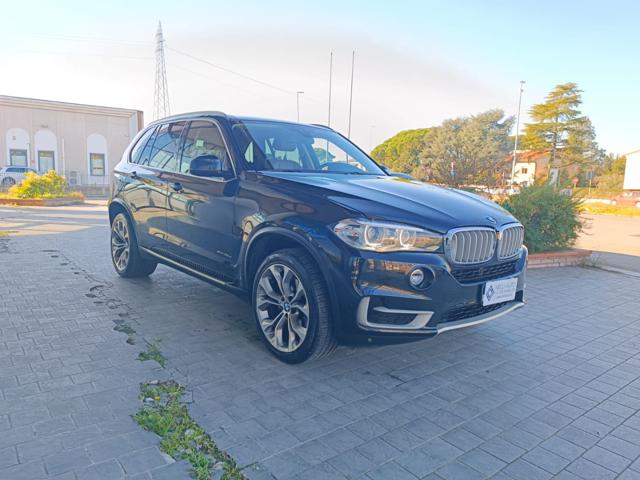 BMW X5 xDrive25d Experience Immagine 1