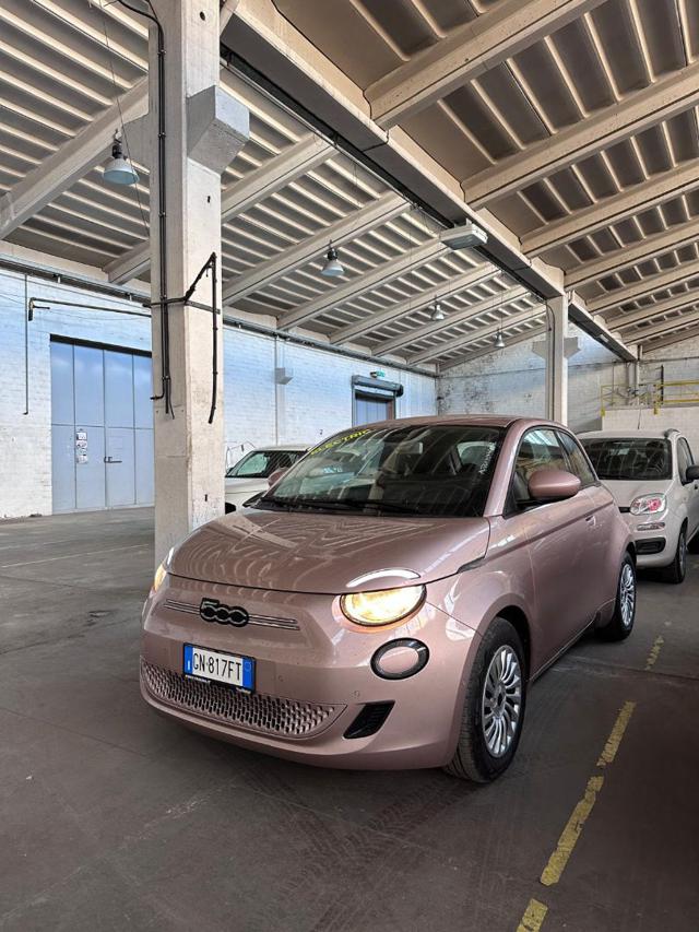 FIAT 500 3+1 42 kWh Immagine 0