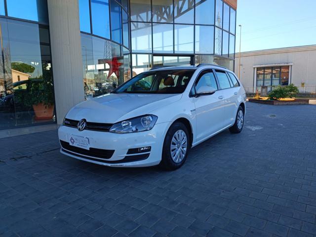 VOLKSWAGEN Golf Variant 1.4 TGI Business Trendline BlueMotion Immagine 1