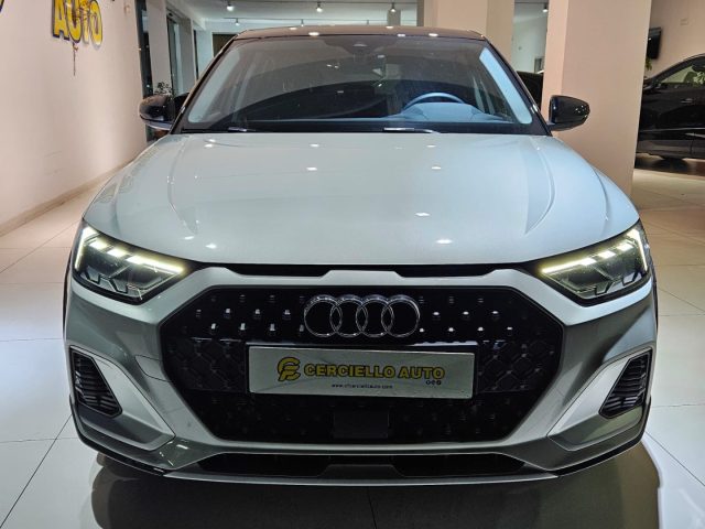 AUDI A1 SPB 30 TFSI S tronic Identity Blacktua da ?319,00 Immagine 0