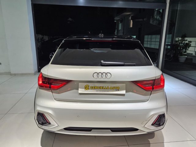 AUDI A1 SPB 30 TFSI S tronic Identity Blacktua da ?319,00 Immagine 3