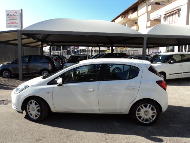 OPEL Corsa 1.2 5 porte Immagine 1