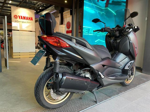 YAMAHA X-MAX 300 Tech Max Immagine 2