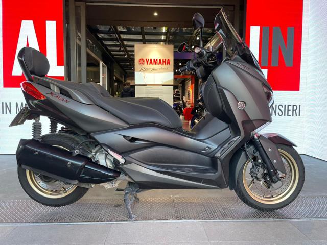 YAMAHA X-MAX 300 Tech Max Immagine 0