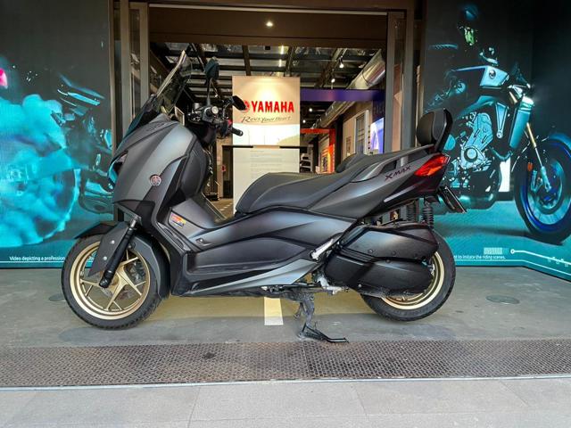 YAMAHA X-MAX 300 Tech Max Immagine 3