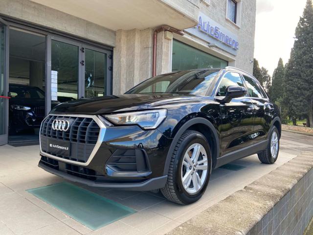 AUDI Q3 35 2.0 TDI S tronic Business COCKPIT Immagine 0